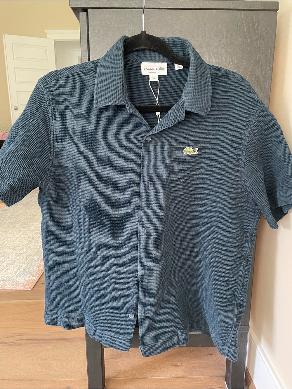 Men's Relaxed Fit Waffle Texture Camp Short Sleeve Button Down Shirt, Medium - Picture 2 of 7